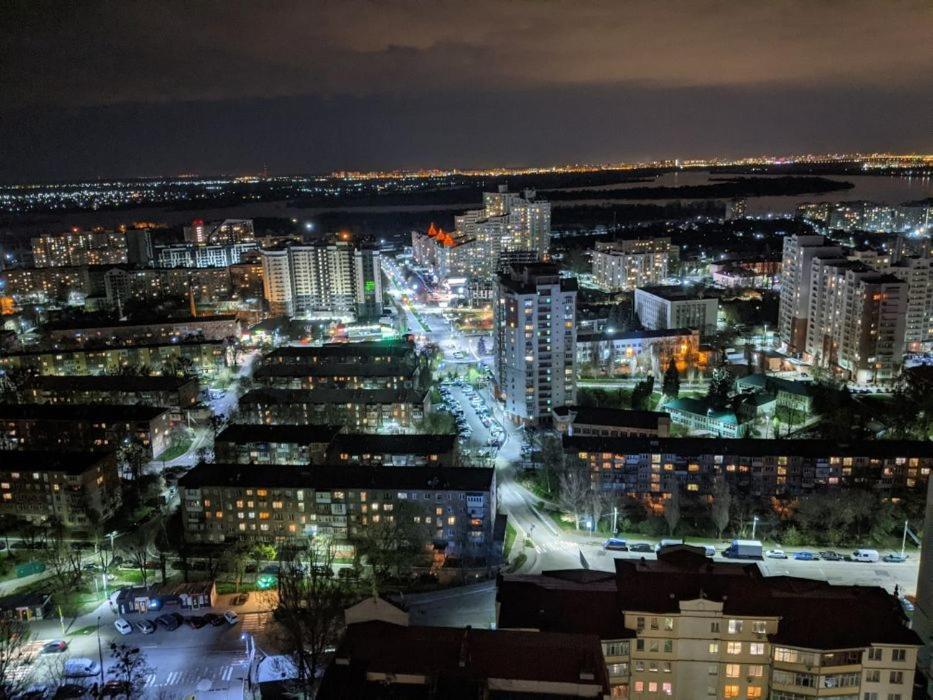 Видовая квартира Yaroslavichi-2 Вишгород Екстер'єр фото